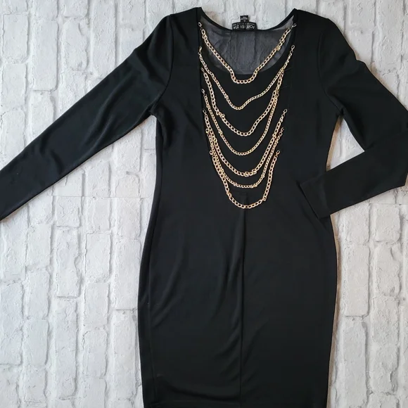 Forever 21 | Dresses | 2 For 5 Or 3 For 2 Forever21 Black Dress With Gold  Chains Size Xl | Poshmark